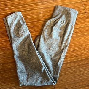 NVGTN high waisted butt scrunch leggings